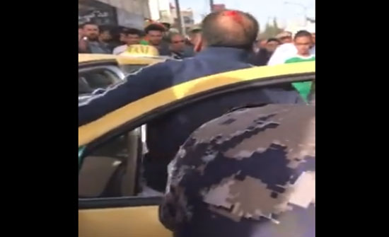 حقيقة فيديو سائق التاكسي "المتوفي" في حي نزال حقيقة فيديو سائق التاكسي "المتوفي" في حي نزال