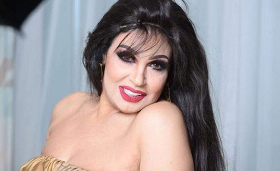 فيفي عبده تثير الجدل.. شاهدوا ما فعلته في هذا الفيديو! فيفي عبده تثير الجدل.. شاهدوا ما فعلته في هذا الفيديو!
