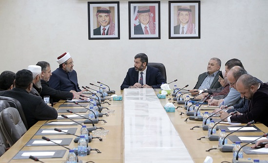 إدارية النواب تناقش عددا من الموضوعات المتعلقة بوزارة الاوقاف إدارية النواب تناقش عددا من الموضوعات المتعلقة بوزارة الاوقاف