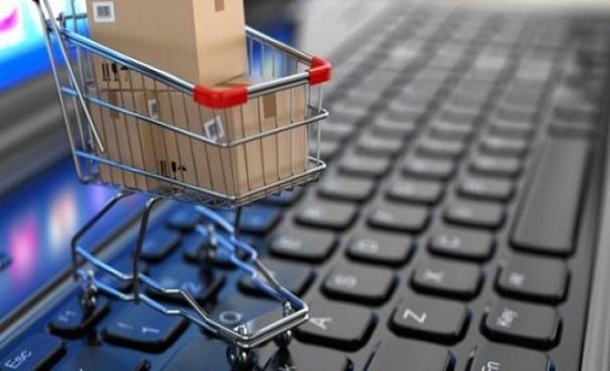 تجار يطالبون بوضع ضوابط على البيع بواسطة الطرود البريدية تجار يطالبون بوضع ضوابط على البيع بواسطة الطرود البريدية