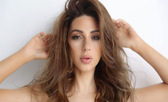 ( فيديو ) : ميريام فارس بإطلالة نقية بيضاء في أحدث جلسة تصوير ( فيديو ) : ميريام فارس بإطلالة نقية بيضاء في أحدث جلسة تصوير
