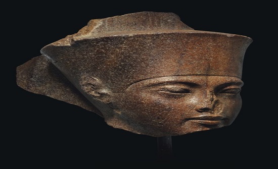 مصر تطلب رسميا منع خروج رأس الفرعون الصغير من بريطانيا مصر تطلب رسميا منع خروج رأس الفرعون الصغير من بريطانيا