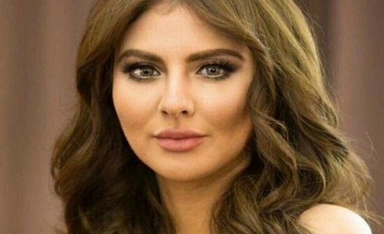 مريم حسين تحتفل بعيد ميلاد ابنتها بفُستان جريء يثير الجدل! مريم حسين تحتفل بعيد ميلاد ابنتها بفُستان جريء يثير الجدل!