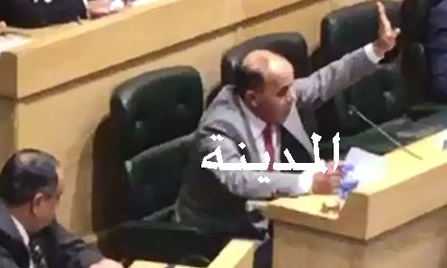 بالفيديو .. النائب الشياب : على الحكومة إعادة العلاقات مع دولة قطر بالفيديو .. النائب الشياب : على الحكومة إعادة العلاقات مع دولة قطر