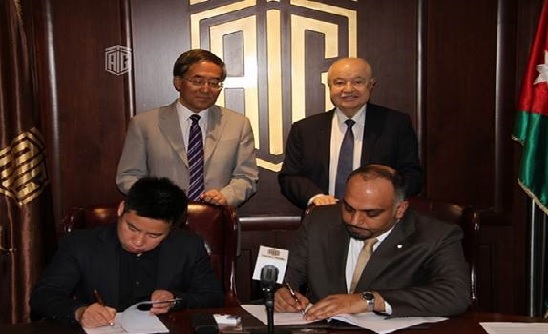 السفير الصيني وأبوغزاله يحضران توقيع اتفاقية حول الذكاء الاصطناعي السفير الصيني وأبوغزاله يحضران توقيع اتفاقية حول الذكاء الاصطناعي