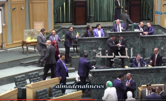بالفيديو : التسجيل الكامل لوقائع انتخابات اللجان البرلمانية بالفيديو : التسجيل الكامل لوقائع انتخابات اللجان البرلمانية