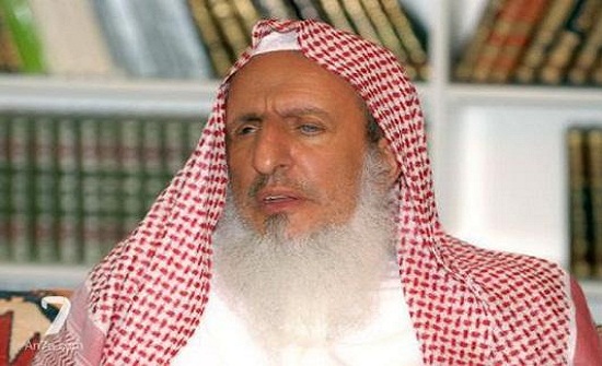 كبار علماء السعودية يحذرون من مواقع التواصل كبار علماء السعودية يحذرون من مواقع التواصل