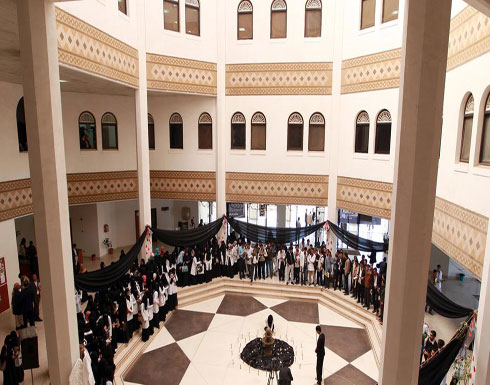 جامعة صنعاء.. فصل 800 أكاديمي وموظف واستبدالهم بحوثيين جامعة صنعاء.. فصل 800 أكاديمي وموظف واستبدالهم بحوثيين