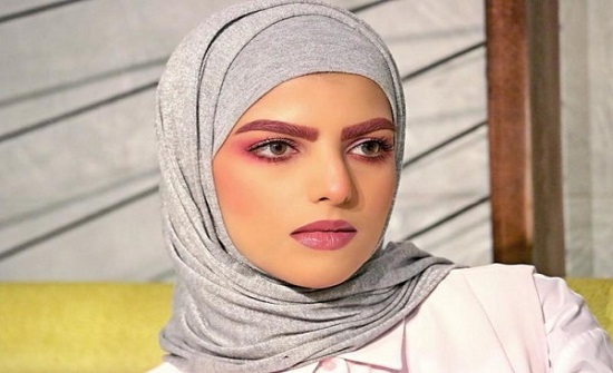 فيديو: سارة الودعاني تركض على الدرج المتحرك عكس الاتجاه! فيديو: سارة الودعاني تركض على الدرج المتحرك عكس الاتجاه!