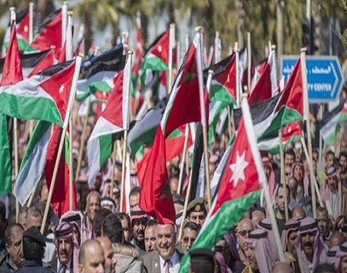 الأردنيون يحتفلون بالعيد السادس والسبعين للاستقلال الأردنيون يحتفلون بالعيد السادس والسبعين للاستقلال