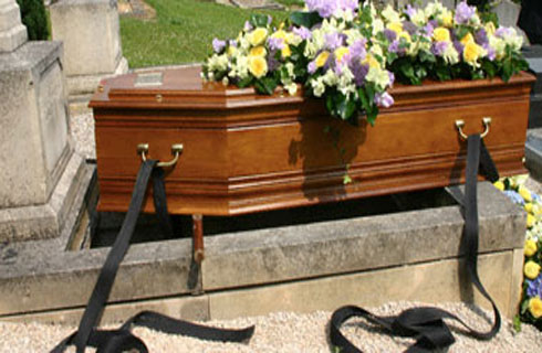 وفاة المغنى وكاتب الأغانى الأمريكى بوب كرو عن 83 عاما