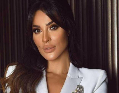 شاهد : نادين نسيب بإطلالة عفوية شاهد : نادين نسيب بإطلالة عفوية