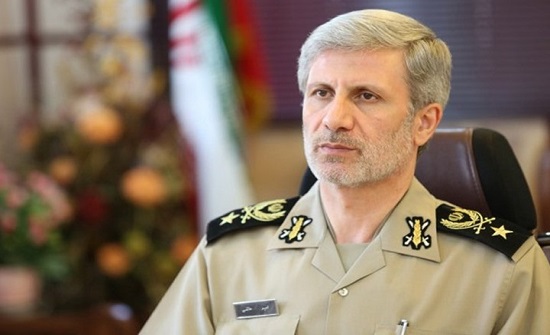 إيران تهدد بالرد على إسرائيل بسبب "النفط" إيران تهدد بالرد على إسرائيل بسبب "النفط"