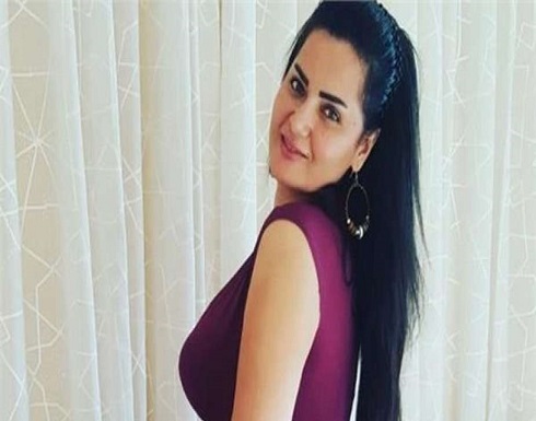 بالفيديو : سما المصري تزور معرض الكتاب في القاهرة ب ” البيجامة “ بالفيديو : سما المصري تزور معرض الكتاب في القاهرة ب ” البيجامة “