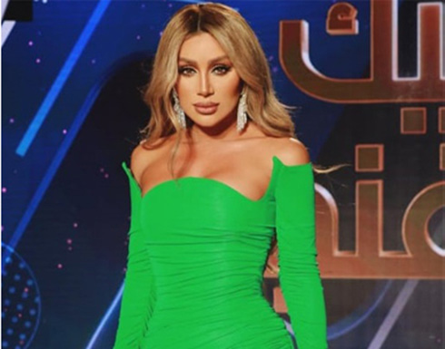 ريش وفساتين بدون بطانة.. إطلالتي مايا دياب في أحدث ظهور لها .. شاهد ريش وفساتين بدون بطانة.. إطلالتي مايا دياب في أحدث ظهور لها .. شاهد