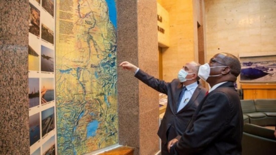 مصر تعتزم إقامة سدود لحصاد الأمطار بدول حوض النيل مصر تعتزم إقامة سدود لحصاد الأمطار بدول حوض النيل