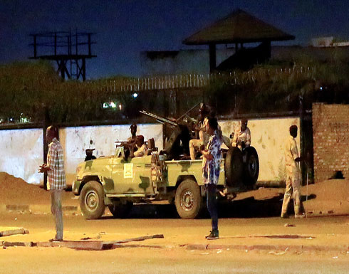 إطلاق نار كثيف في أنحاء متفرقة من الخرطوم والجيش السوداني يتصدى لهم إطلاق نار كثيف في أنحاء متفرقة من الخرطوم والجيش السوداني يتصدى لهم