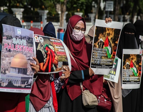 احتفال بإندونيسيا ونواكشوط والأردن تضامنا مع فلسطين بانتصار المقاومة في غزة .. بالفيديو احتفال بإندونيسيا ونواكشوط والأردن تضامنا مع فلسطين بانتصار المقاومة في غزة .. بالفيديو