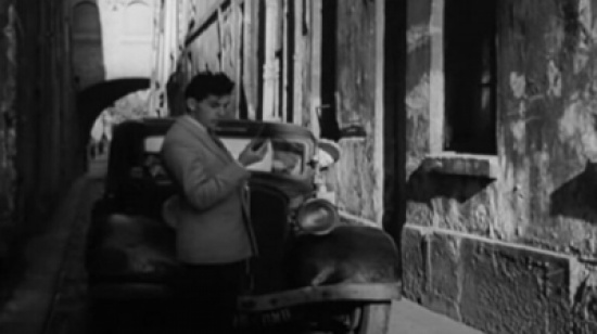 قبل 73 عاماً.. شاهد: فيلم فرنسي تنبأ بشكل صادم بواقعنا الحديث قبل 73 عاماً.. شاهد: فيلم فرنسي تنبأ بشكل صادم بواقعنا الحديث
