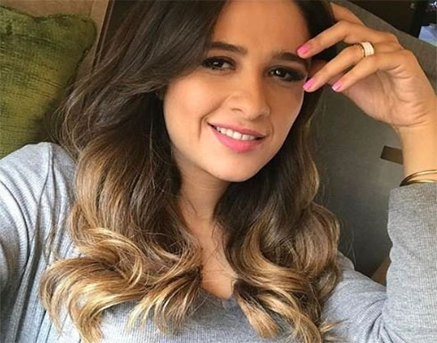 بالصورة: فستان أبيض وأسود ياسمين عبد العزيز بإطلالة ساحره بالصورة: فستان أبيض وأسود ياسمين عبد العزيز بإطلالة ساحره
