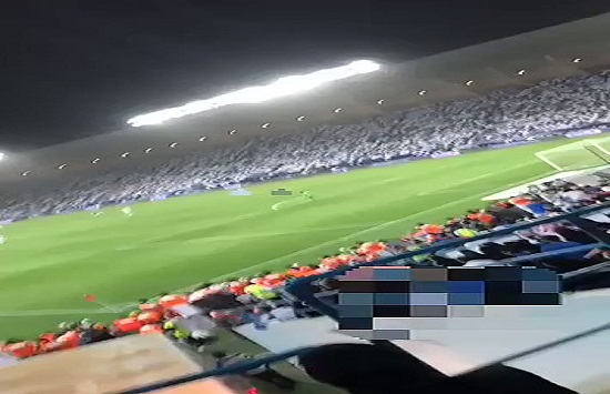 بالفيديو: سخرية من فتاة سعودية لشرحها أجواء مباراة الهلال والفتح بالفيديو: سخرية من فتاة سعودية لشرحها أجواء مباراة الهلال والفتح