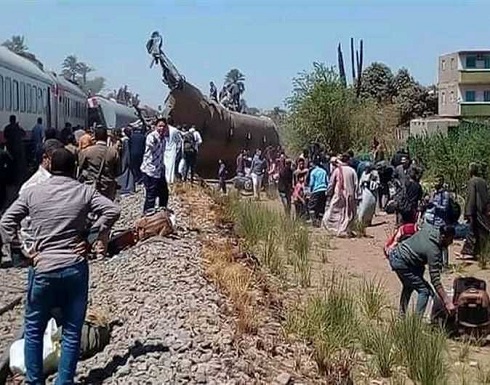 النائب العام يأمر بالتحقيق فى حادث تصادم قطارين فى سوهاج النائب العام يأمر بالتحقيق فى حادث تصادم قطارين فى سوهاج