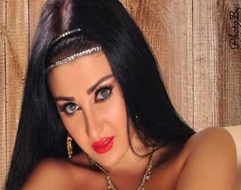 صافيناز تتعثر على المسرح وتحرج امام المشاهدين.. صورة صافيناز تتعثر على المسرح وتحرج امام المشاهدين.. صورة