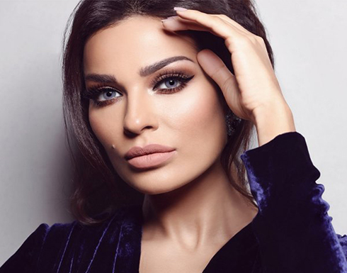 فيديو منذ 16 عاماً يكشف المهنة التي أحبتها نادين نسيب نجيم قبل التمثيل فيديو منذ 16 عاماً يكشف المهنة التي أحبتها نادين نسيب نجيم قبل التمثيل