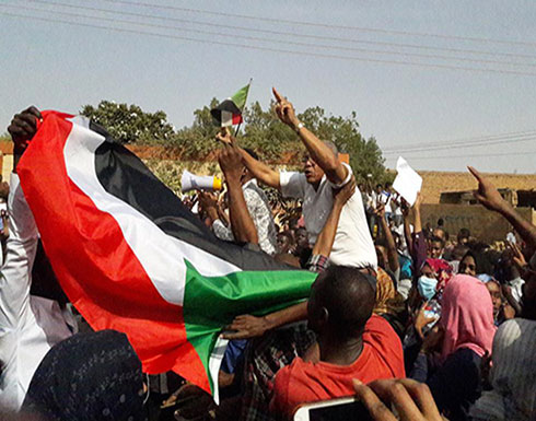 الأمن السوداني يعتقل قيادات بالمعارضة وقانونيين وناشطين الأمن السوداني يعتقل قيادات بالمعارضة وقانونيين وناشطين