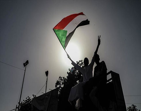 بعد انقطاع الإنترنت.. السودانيون يتقدمون للحج عبر رسائل نصية بعد انقطاع الإنترنت.. السودانيون يتقدمون للحج عبر رسائل نصية