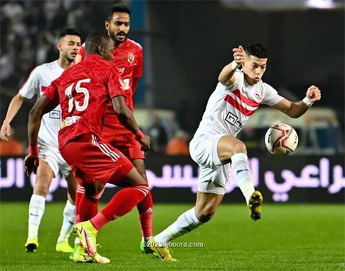 بالصور.. الأهلي يقهر الزمالك بالثلاثة ويبتعد بصدارة الدوري المصري بالصور.. الأهلي يقهر الزمالك بالثلاثة ويبتعد بصدارة الدوري المصري