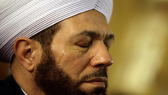 مفتي البراميل: من وضع بشار الأسد في الحكم هو الله (فيديو )! مفتي البراميل: من وضع بشار الأسد في الحكم هو الله (فيديو )!