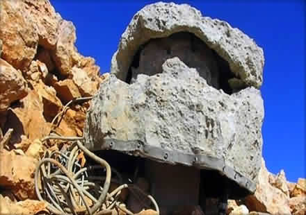 صنداي تايمز: إسرائيل زرعت الصخور الزائفة على الساحل السوري لمراقبة التحركات البحرية الروسية (فيديو)