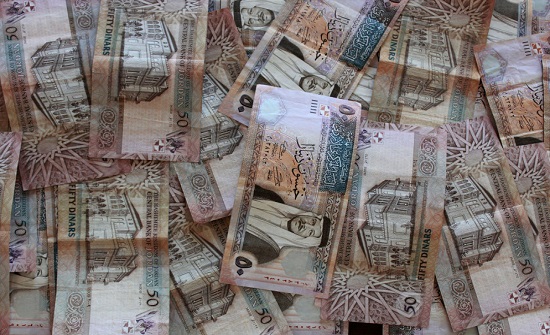 توقعات بتجاوز الدين العام في الأردن 50 مليار دولار العام الحالي توقعات بتجاوز الدين العام في الأردن 50 مليار دولار العام الحالي