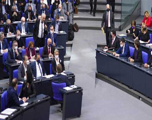 البرلمان الأوروبي: النقاش حول توريد الأسلحة إلى كييف يقوض سمعة ألمانيا البرلمان الأوروبي: النقاش حول توريد الأسلحة إلى كييف يقوض سمعة ألمانيا
