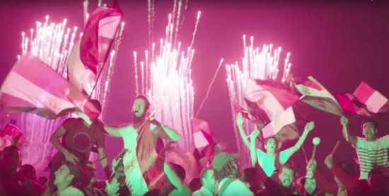 “الفرحة الليلة” بصوت عمرو دياب احتفالا بتأهل مصر لكأس العالم… فيديو “الفرحة الليلة” بصوت عمرو دياب احتفالا بتأهل مصر لكأس العالم… فيديو