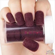 كيف تطبقين مناكير المخمل؟