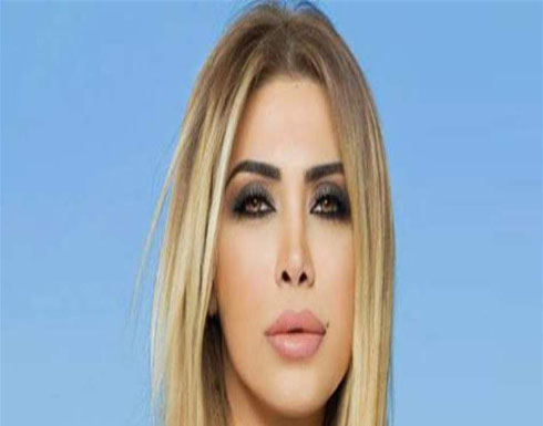 نوال الزغبي بالشورت.. وخطأ فوتوشوب فادح يشوّه صورتها!