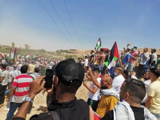 الامن العام : تعاملنا بالقوة المناسبة مع اشخاص تجاوزوا القانون في اعتصام الشونة الامن العام : تعاملنا بالقوة المناسبة مع اشخاص تجاوزوا القانون في اعتصام الشونة