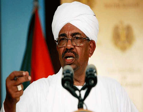 الرئيس السوداني يتعهد ببناء جيش قوي للدفاع عن الحدود الرئيس السوداني يتعهد ببناء جيش قوي للدفاع عن الحدود