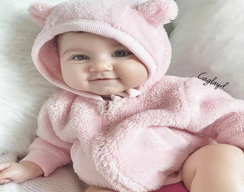 تقبيل الطفل قد يُصيبه بأمراض.. إحداها ربما يؤدي للوفاة تقبيل الطفل قد يُصيبه بأمراض.. إحداها ربما يؤدي للوفاة
