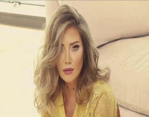 سلافة معمار تُشعل السوشيال ميديا بصوره لها من سن المراهقة.. وجمالها الأوروبي (شاهد) سلافة معمار تُشعل السوشيال ميديا بصوره لها من سن المراهقة.. وجمالها الأوروبي (شاهد)