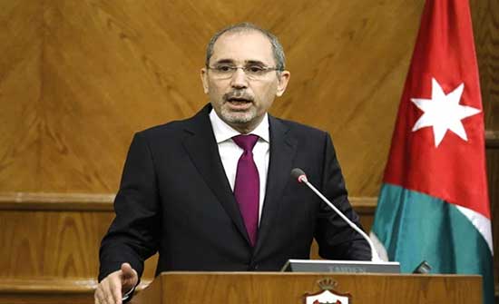 الصفدي: الأردن يقف مع العراق بكل امكانياته كما أكد الملك بقوله وحضوره إلى بغداد اليوم الصفدي: الأردن يقف مع العراق بكل امكانياته كما أكد الملك بقوله وحضوره إلى بغداد اليوم