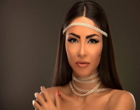 بعد ملاحقتها قضائيا..دوللي شاهين: "لذلك قررت اعادة يا حلو صبح" بعد ملاحقتها قضائيا..دوللي شاهين: "لذلك قررت اعادة يا حلو صبح"