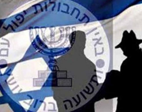المخابرات الإسرائيلية تعتقل فلسطينيا على خلفية أحداث الأقصى الأخيرة المخابرات الإسرائيلية تعتقل فلسطينيا على خلفية أحداث الأقصى الأخيرة