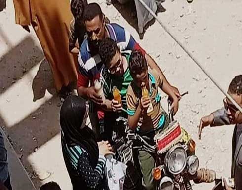علاقة آثمة.. مصرية تقتل أطفالها الثلاثة من أجل "صديقها" (صورة) علاقة آثمة.. مصرية تقتل أطفالها الثلاثة من أجل "صديقها" (صورة)