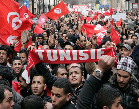 آلاف التونسيين يحيون الذكرى السادسة للثورة آلاف التونسيين يحيون الذكرى السادسة للثورة
