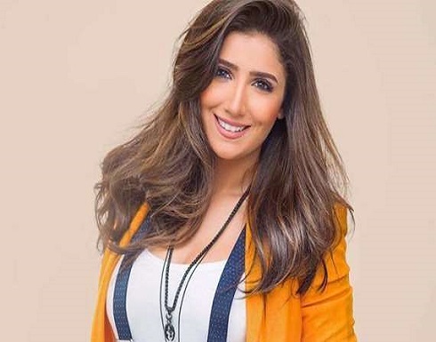 "رعشة شفايفك".. تضع فنانة شهيرة في مأزق "رعشة شفايفك".. تضع فنانة شهيرة في مأزق