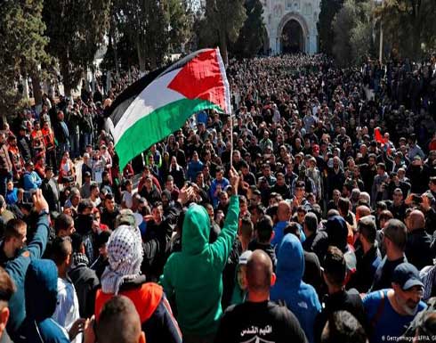 "فتح" تدعو لـ"النفير العام" رفضا لمسيرة متطرفين يهود بالقدس "فتح" تدعو لـ"النفير العام" رفضا لمسيرة متطرفين يهود بالقدس