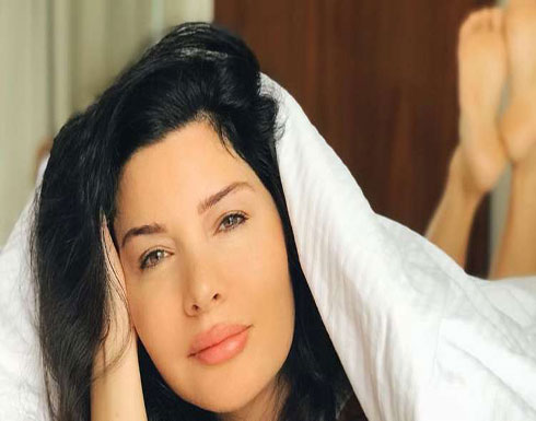 لاميتا فرنجيه تصدم الجمهور بإطلالة عارية في دبي (صورة) لاميتا فرنجيه تصدم الجمهور بإطلالة عارية في دبي (صورة)
